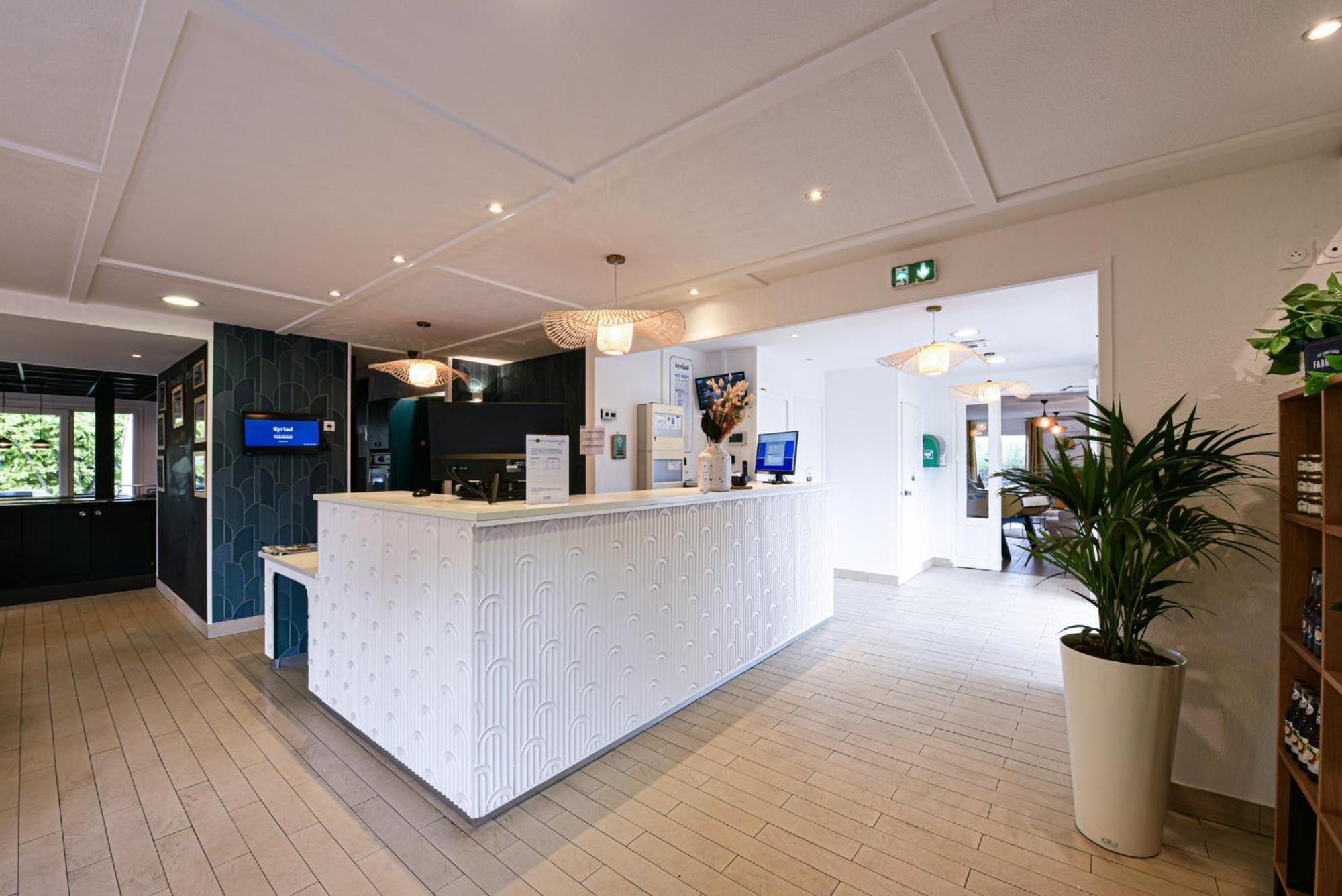 Kyriad Villeneuve Saint Georges - Hotel Renove Zewnętrze zdjęcie